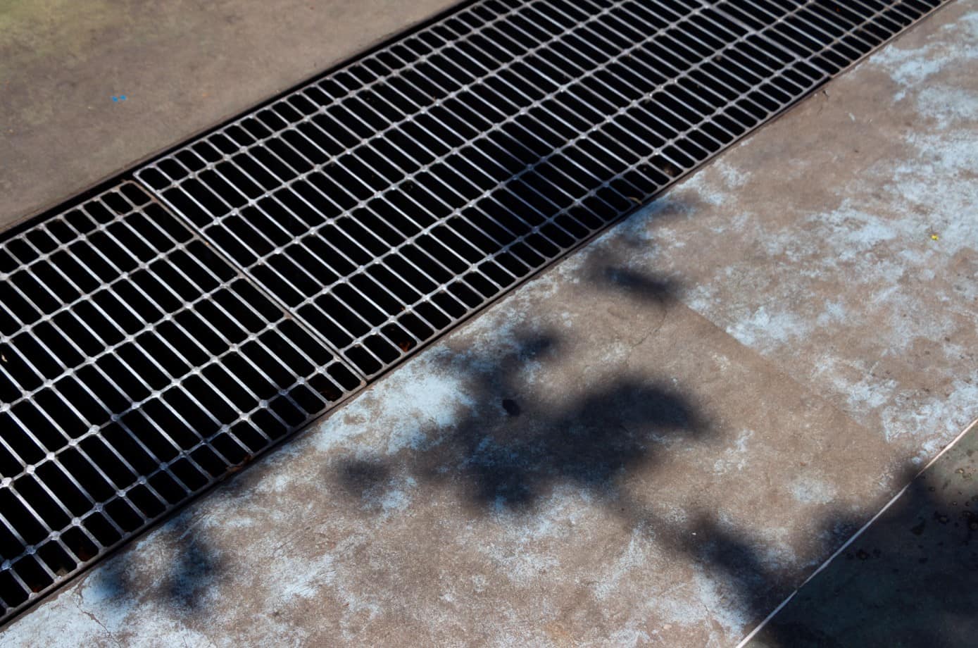 Advantages of metal grid flooring